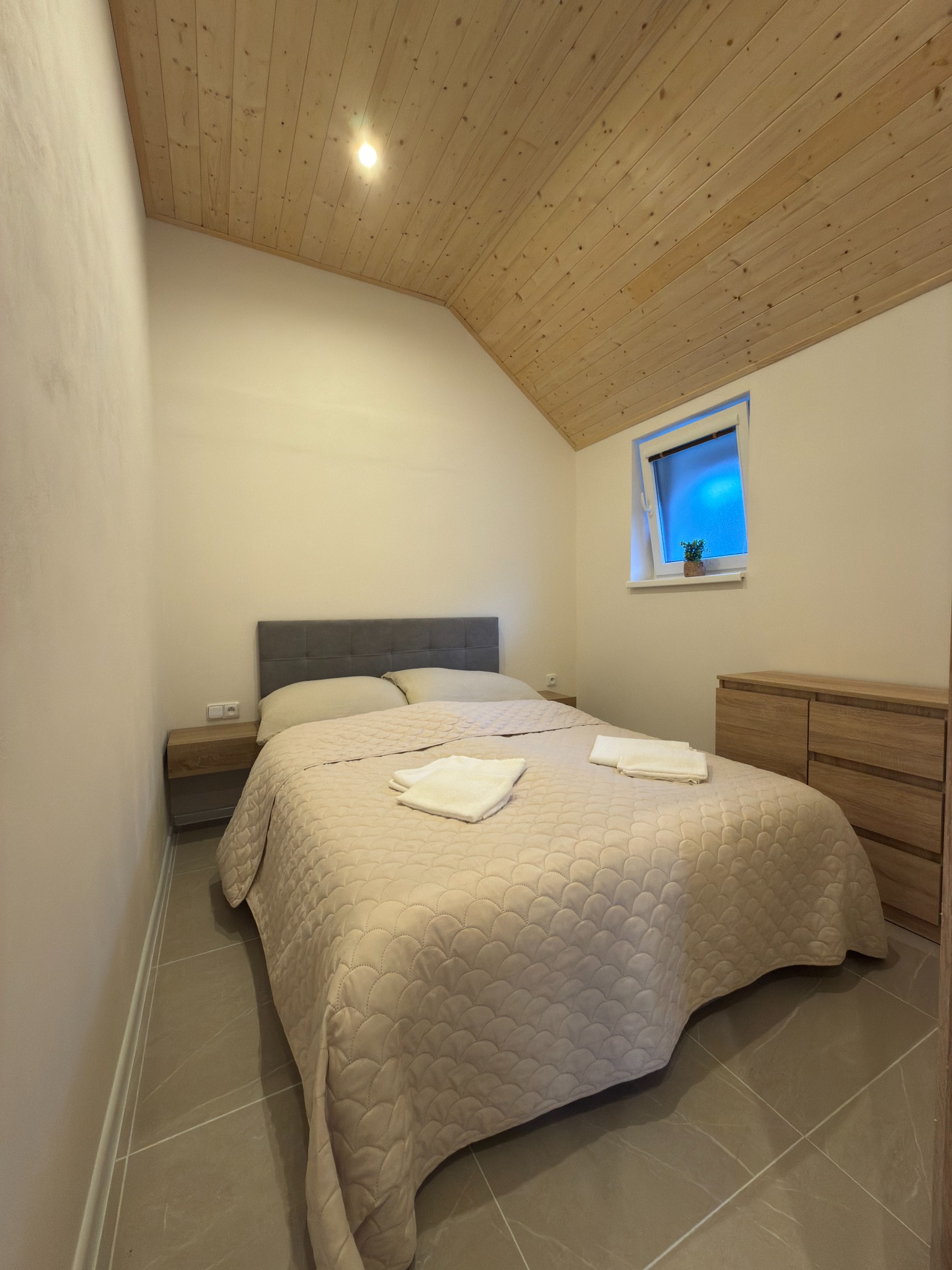 Druhá samostatná ložnice
